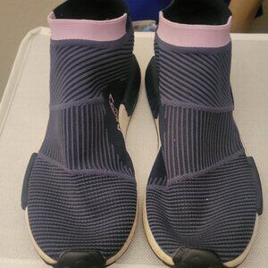 adidas WMNS NMD in lilac/blue  woman's size 10  shoes